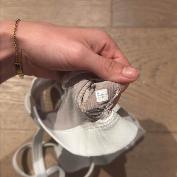 Lululemon Athletica White Y flow Sports Bra - Picture 5 of 5